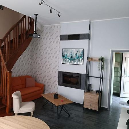 Maison Chaleureuse Avec Netflix Et Ps5 Valenciennes Eksteriør billede