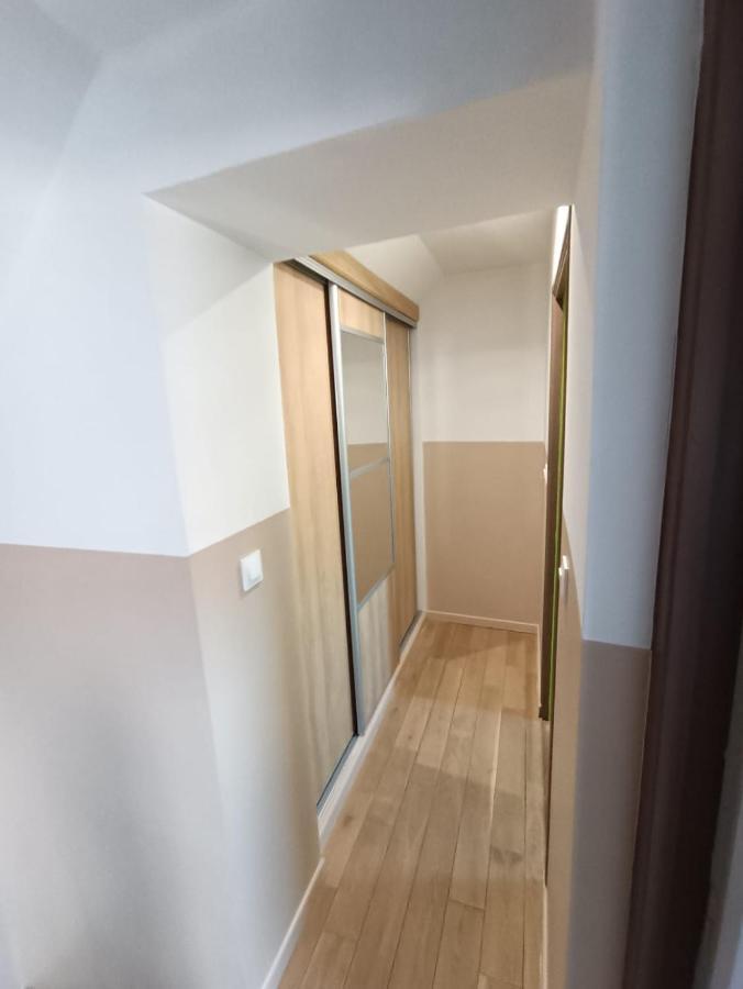 Maison Chaleureuse Avec Netflix Et Ps5 Valenciennes Eksteriør billede